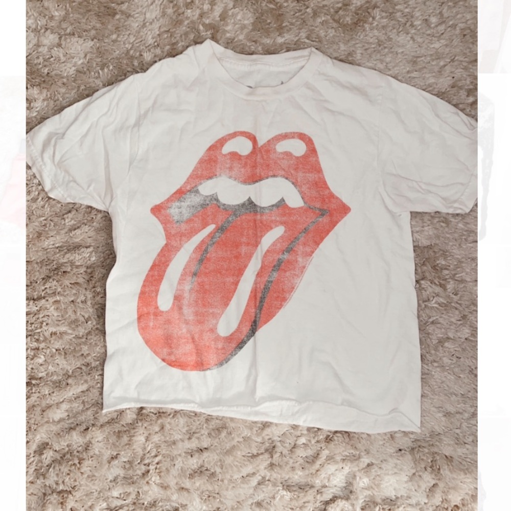 Rolling stone crop top